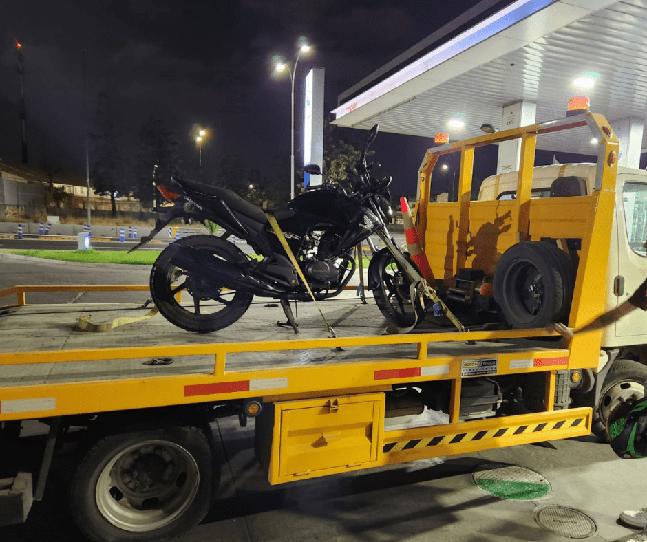 Rescate de motos en grúa